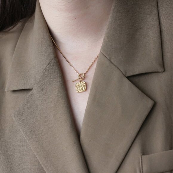 18K Gold Plated Circle Bar Square Pendant Necklace - Picture 7 of 11